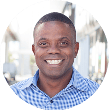 Headshot_0000s_0010_Kevin-Nobles